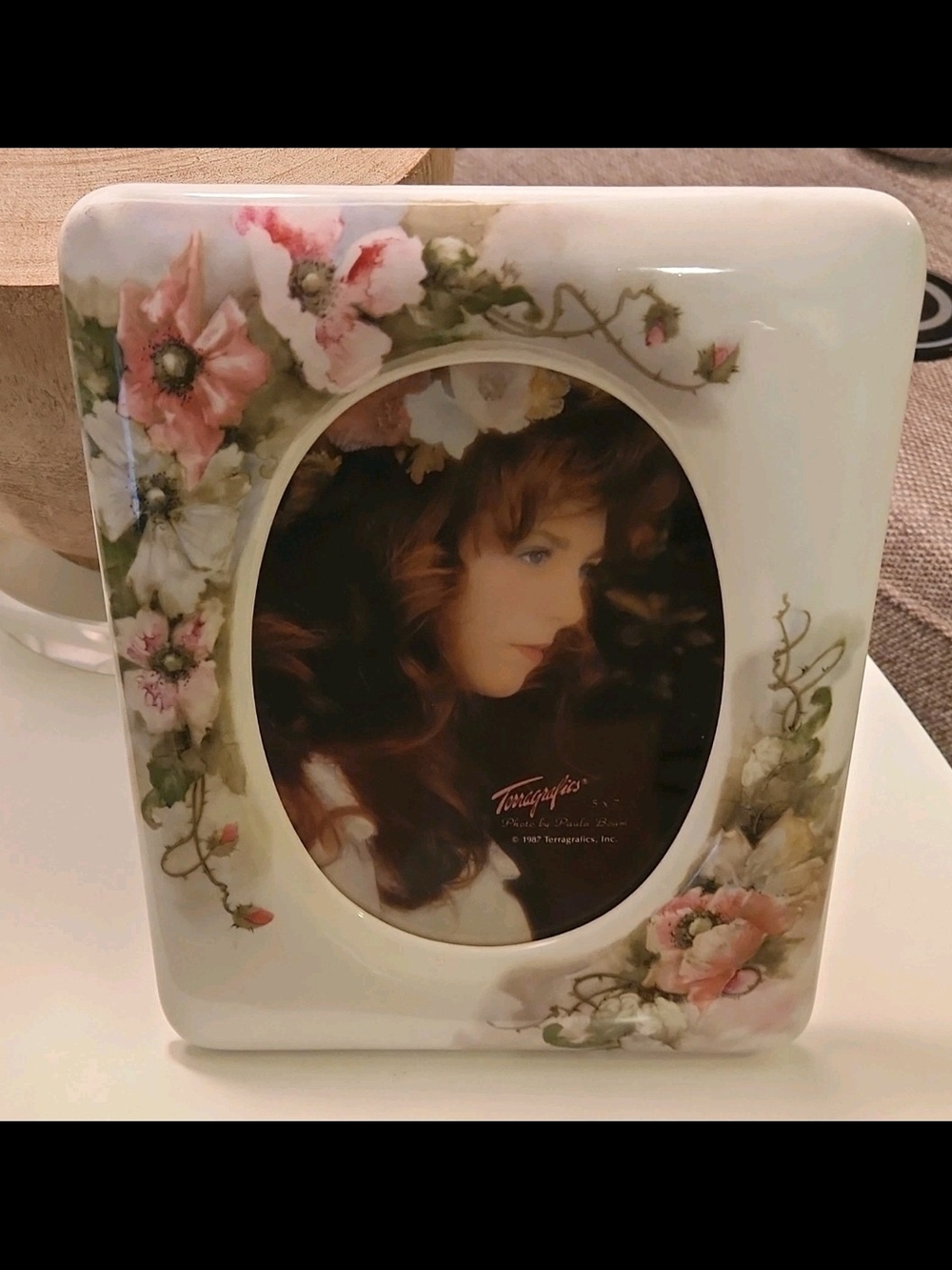 Vintage 1987 Terragrafics Ceramic Porcelain Photo Frame Pink Tea Rose Oval 5x7